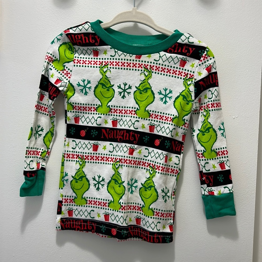 🔅4 for $35🔅 Licensed PJ top Mr Grinch UNISEX